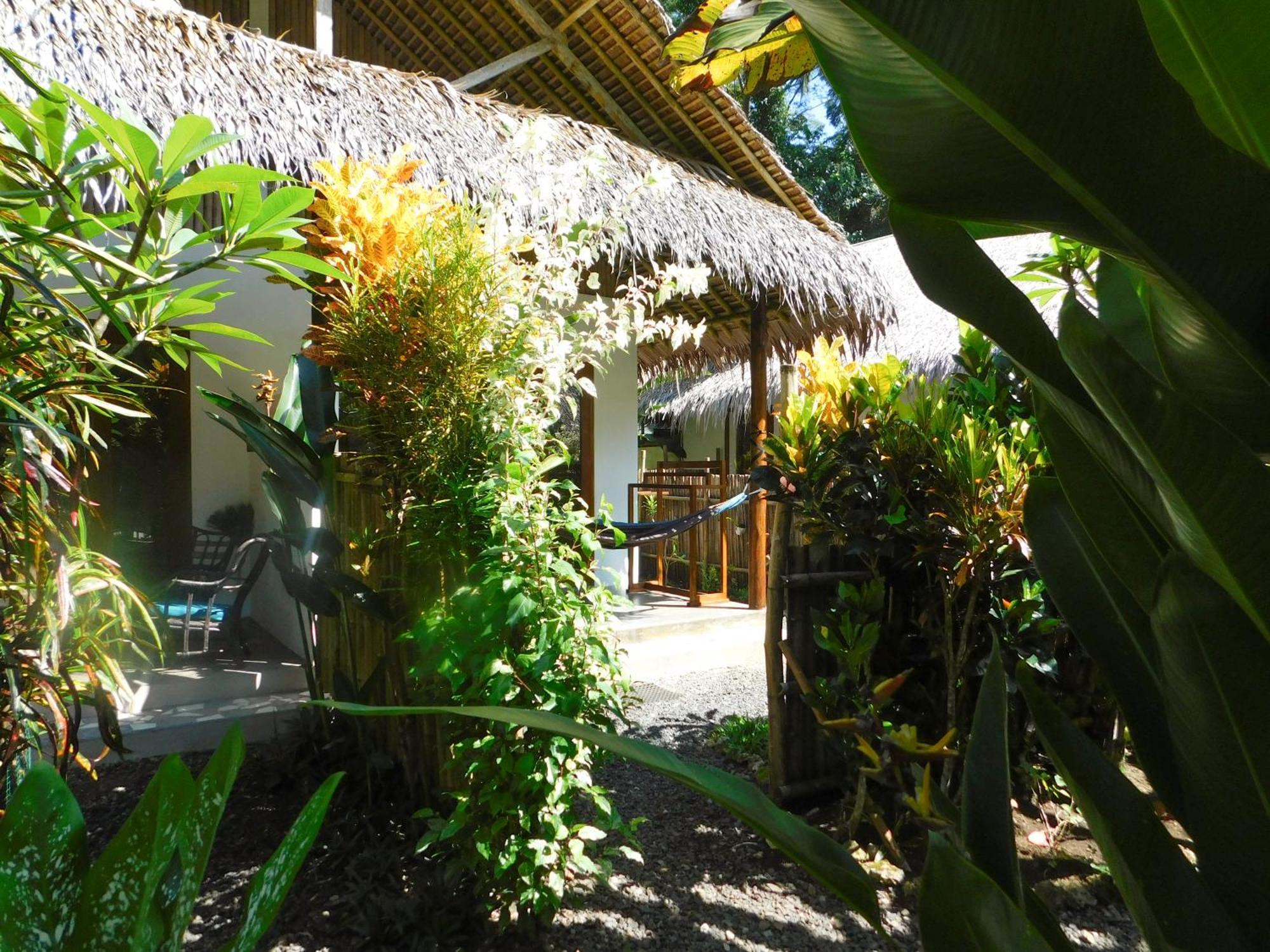 Rnv Eco Resort Bungalows Batukaras Экстерьер фото